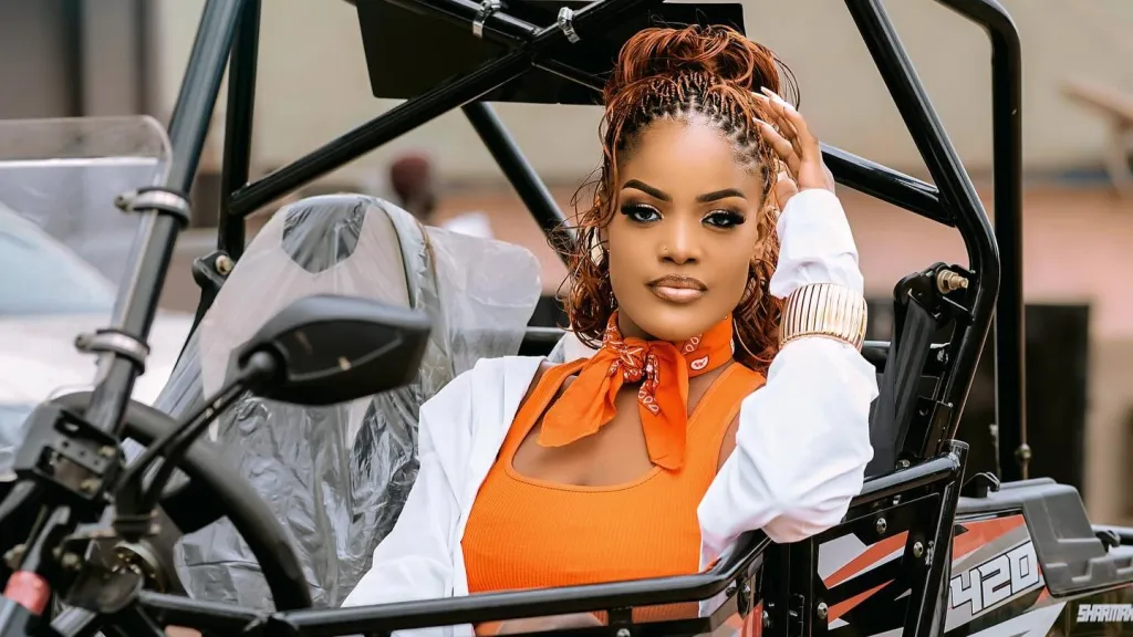 Ava Peace: Success doesn’t equal close friendships with female musicians