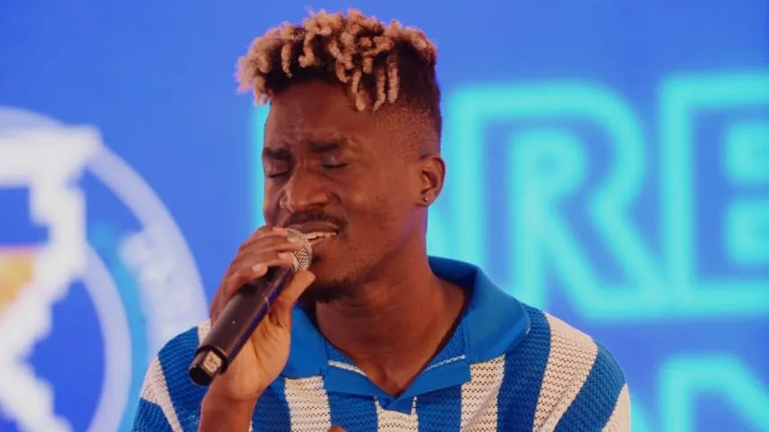 A Pass warns Kapeke about on-stage conduct following Roast & Rhyme incident