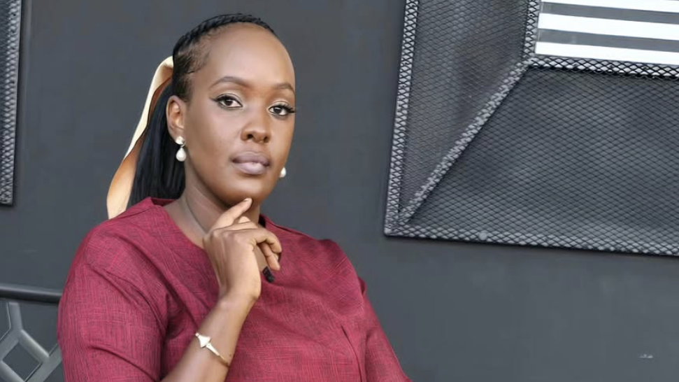 Career Success Cannot Replace a Husband and Family, Ann Taylor Remind Women